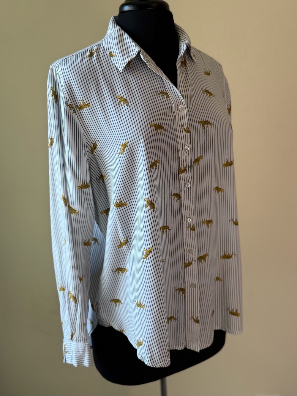 JANE + DELANCEY Striped Button-Down Shirt with Leopards Size XL White Black - Picture 4 of 15